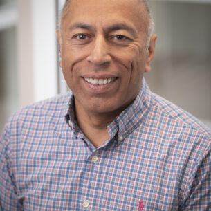 Ameet Phadnis Headshot